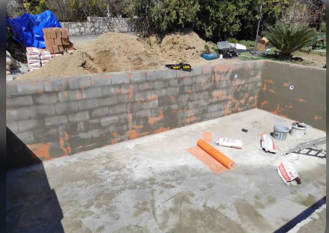 Blok Beton Havuz Sistemleri - Blok Beton Havuz Sistemleri | Dayanıklı ve Uzun Ömürlü Havuz Çözümleri || Damla Pınar Konya Su Arıtma Sistemleri | Konut Su Arıtma Sistemleri, Sanayi Su Arıtma Sistemleri, Hastane Su Arıtma Sistemleri, Kozmetik Su Arıtma Sistemleri, Tekstil Su Arıtma Sistemleri, Gıda Su Arıtma Sistemleri, Su Dolum Sistemleri, Yüzme Havuzu Su Arıtma Sistemleri, Tarım Su Arıtma Sistemleri, Tablet Tuz, Evsel Su Arıtma Ürünleri, Açık Kasa Arıtma Sistemleri, Kapalı Kasa Arıtma Sistemleri, Ev tipi Arıtma Sistemleri, Mini Yumuşatma Sistemleri, Midi Yumuşatma Sistemleri, Makxi Yumuşatma Sistemleri, Arıtmalı Su Sebilleri, Su Arıtma Yedek Parça, Filtreler Su Arıtma, Endüstriyel Su Sistemleri, Filtrasyon Sistemleri, Kum Filtre Sistemleri, Karbon Filtre Sistemleri, Demir Filtre Sistemleri, Arsenik Filftre Sistemleri, Su Yumuşatma Sistemleri, Otomatik Yumuşatma Sistemleri, Debi Kontrol Yumuşatma Sistemleri, Yüzey Borulamalı Yumuşatma Sistemleri,  Kabinet Yumuşatma Sistmeleri, Ters Ozmoz Sistemleri, Deniz Suyu Arıtma Sistemleri, De Mineralizasyon Arıtma Sistemleri, De İyonize Arıtma Sistemleri, Su Depoları, Saf su Sistemleri, Edi Sistemleri, Gri Artıma Sistemleri, Konteynır Tipi Arıtma Sistemleri, Ultra Viyole Sistemleri, Kimyasal Dojaz Sistemleri, Atık su Arıtma Sistemleri, Sera Su Arıtma Sistemleri, Havuz Arıtma Sistemleri, Havuz İnşaat, Havuz Filtrasyon, Havuz Kimyasalları, Havuz Bakım ve Onarım, Fiber Glas Havuz Sistemleri, Dozajlama Sistemleri, Konya Su Arıtma, Konya Su Arıtma Bakım Onarım, Konya Su Arıtma Projelendirme, Konya Su Arıtma Kurulum, Konya Su Arıtma Tedarik, Konya Su Arıtma Danışma Merkezi, Konya Su Arıtma Taahüt, Konya Su Arıtma Ürünleri, Su Arıtma Ürünleri     